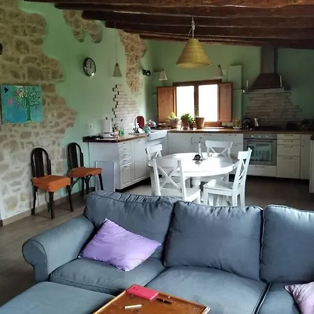 Шале En El Matarrana. Льедо